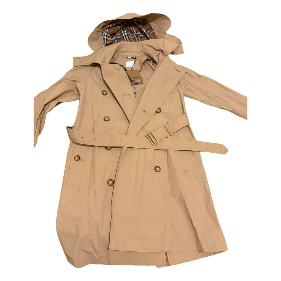 Burberry — Trench